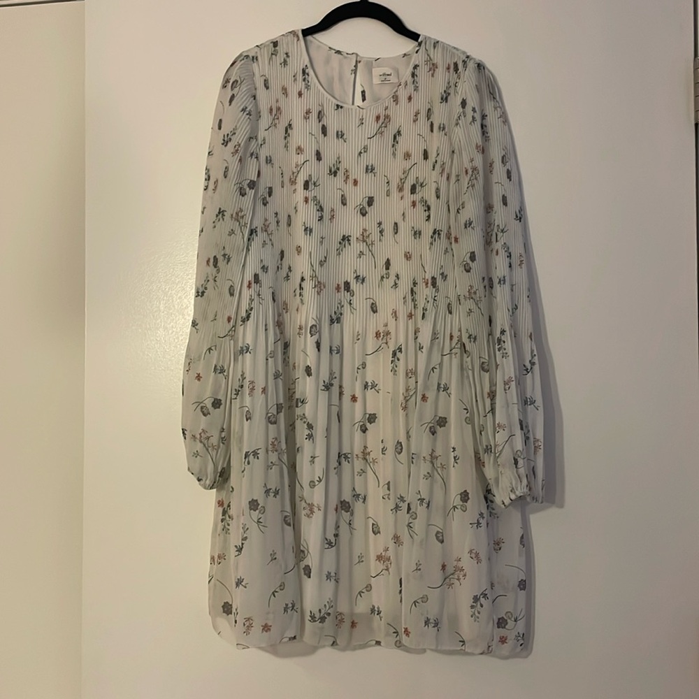ARTIZIA Wilfred Long Sleeve Dress (Size Medium)